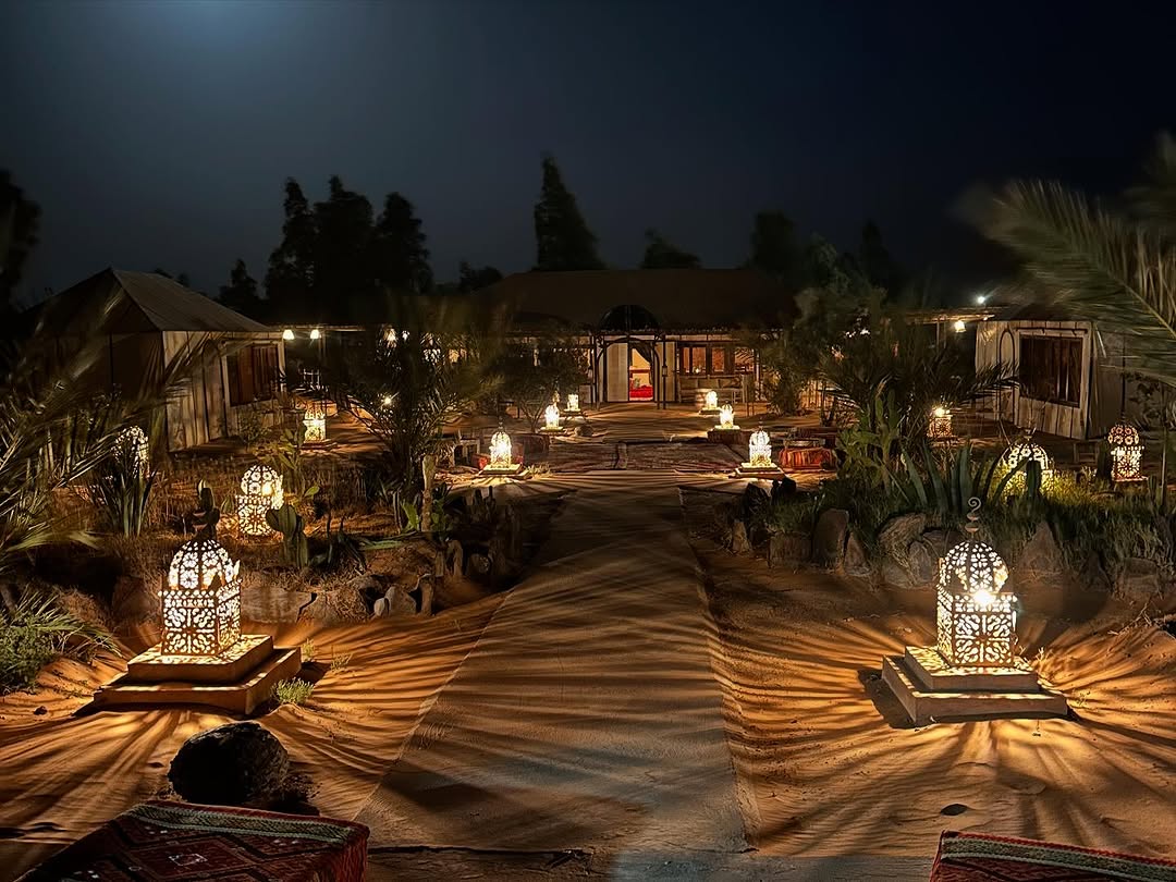 Romantic Desert Dinner Under the Stars - Image 2