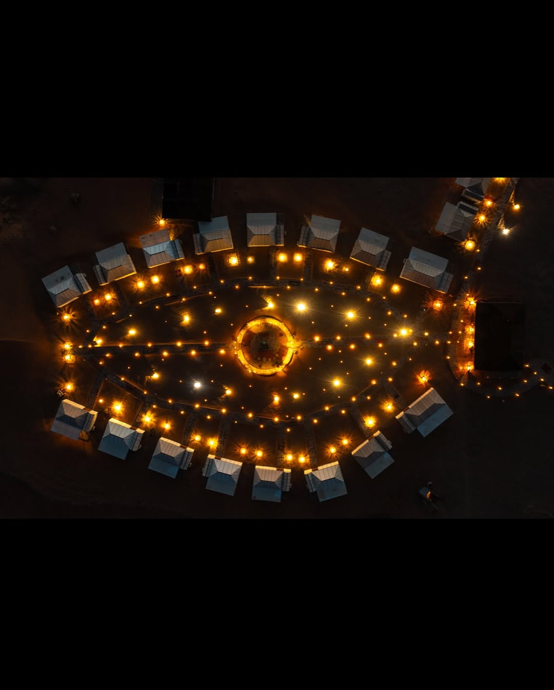 Romantic Desert Dinner Under the Stars - Image 6